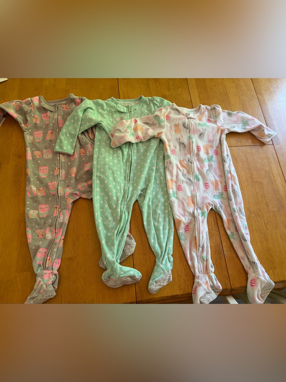 Girls Simple Joys 24 months pajama set of 3